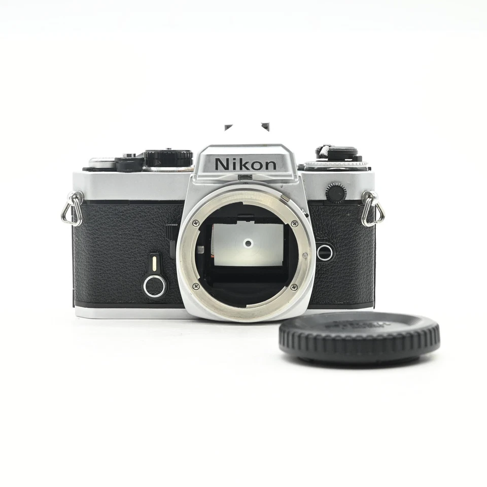 Cuerpo de cámara fotográfica Nikon FE SLR cromado #626