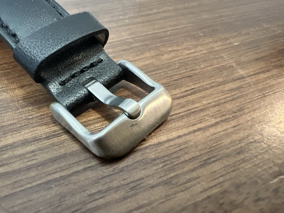 Reloj Nixon Mujer Bullet 38mm Cuero Plateado Negro Talla Única Necesita Batería Foto 4 de 4