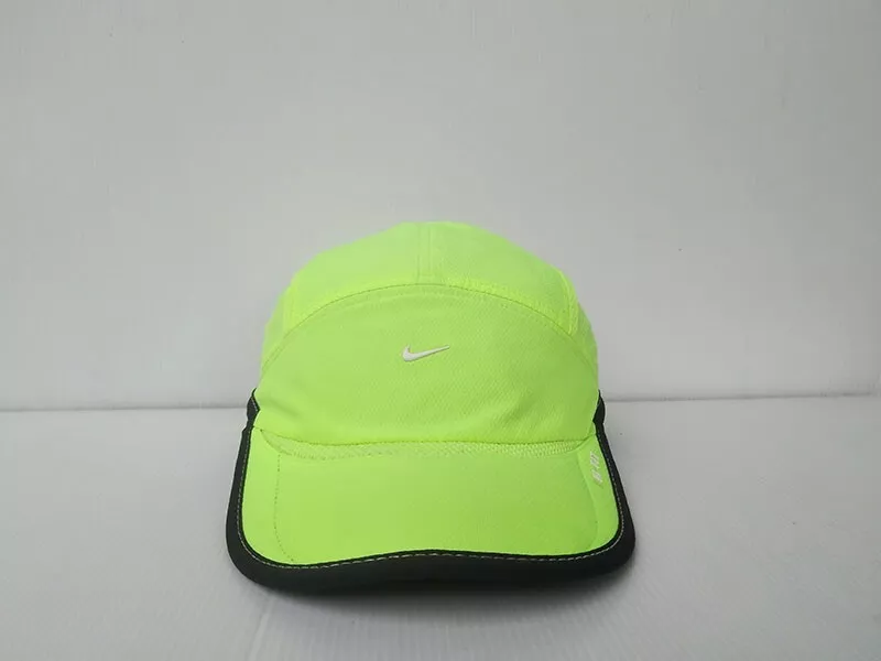 Neon green cheap hat nike