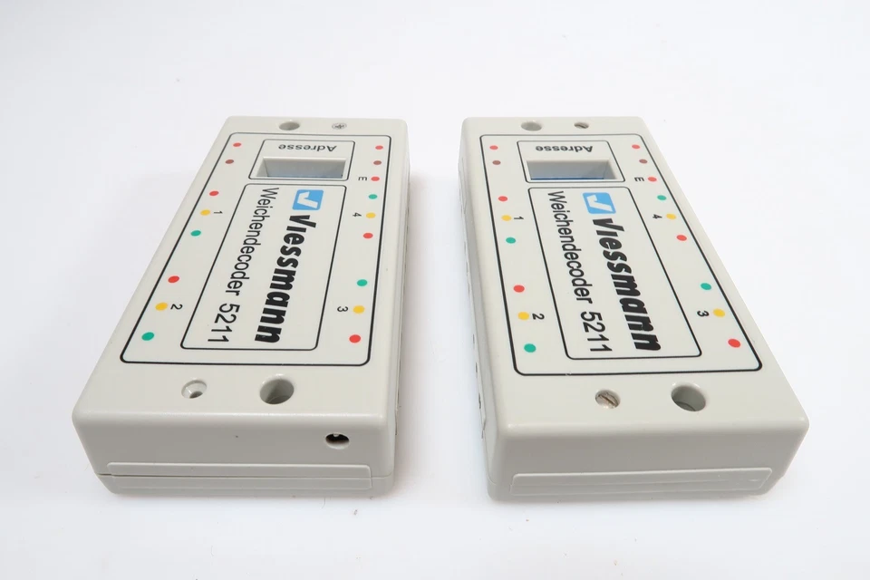 Viessmann 5211 Magnetartikeldecoder (2 Stück) TOP in OVP + Beschreibung #29 - Bild 2 von 4