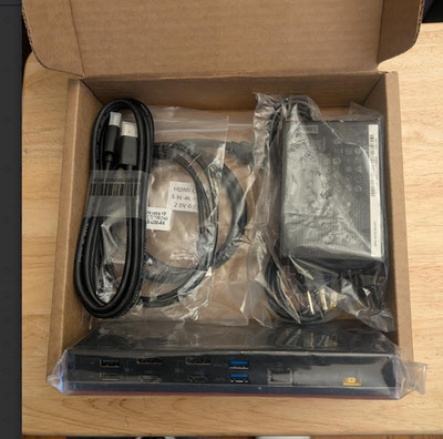 Lenovo Docking Station Dual Monitor Hybrid USB-C w/ USB-A (40AF0135US) w/ cables