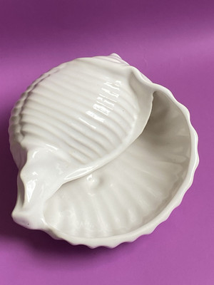 VINTAGE WEISSE KERAMIK MUSCHELSCHALE SEIFENSCHALE