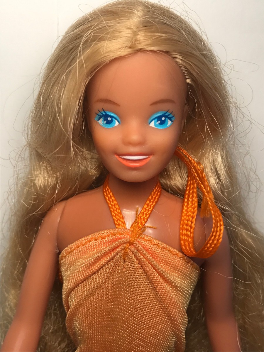 Vintage 1987 Island Fun Skipper Barbie Doll #4064 Orange Swimsuit