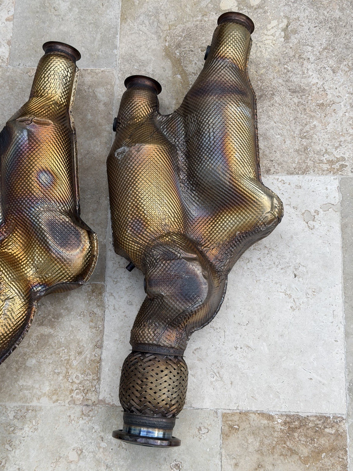 OEM Lamborghini Aventador SVJ S V12 Muffler 470251051R  07M131777H  07M131778F