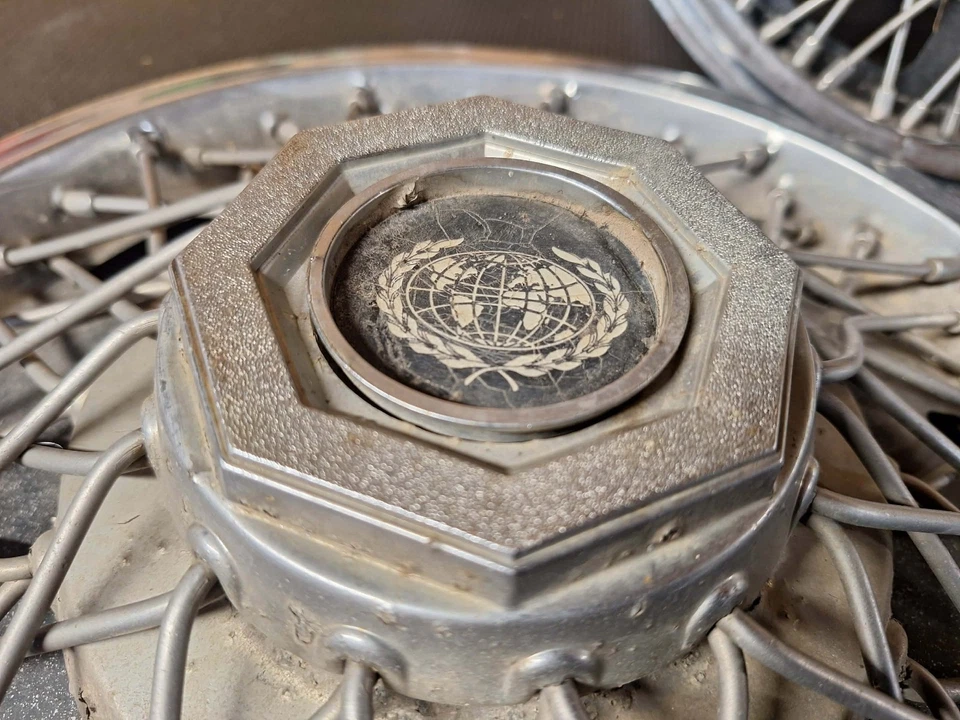 1960's 1970's Wire Spoke Hubcaps Wheelcovers - Image 3 of 4