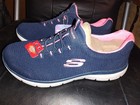 Women's Skechers Athletic Walking Shoes Size 9 1/2 Wide Fit * Brand New w/Tags!