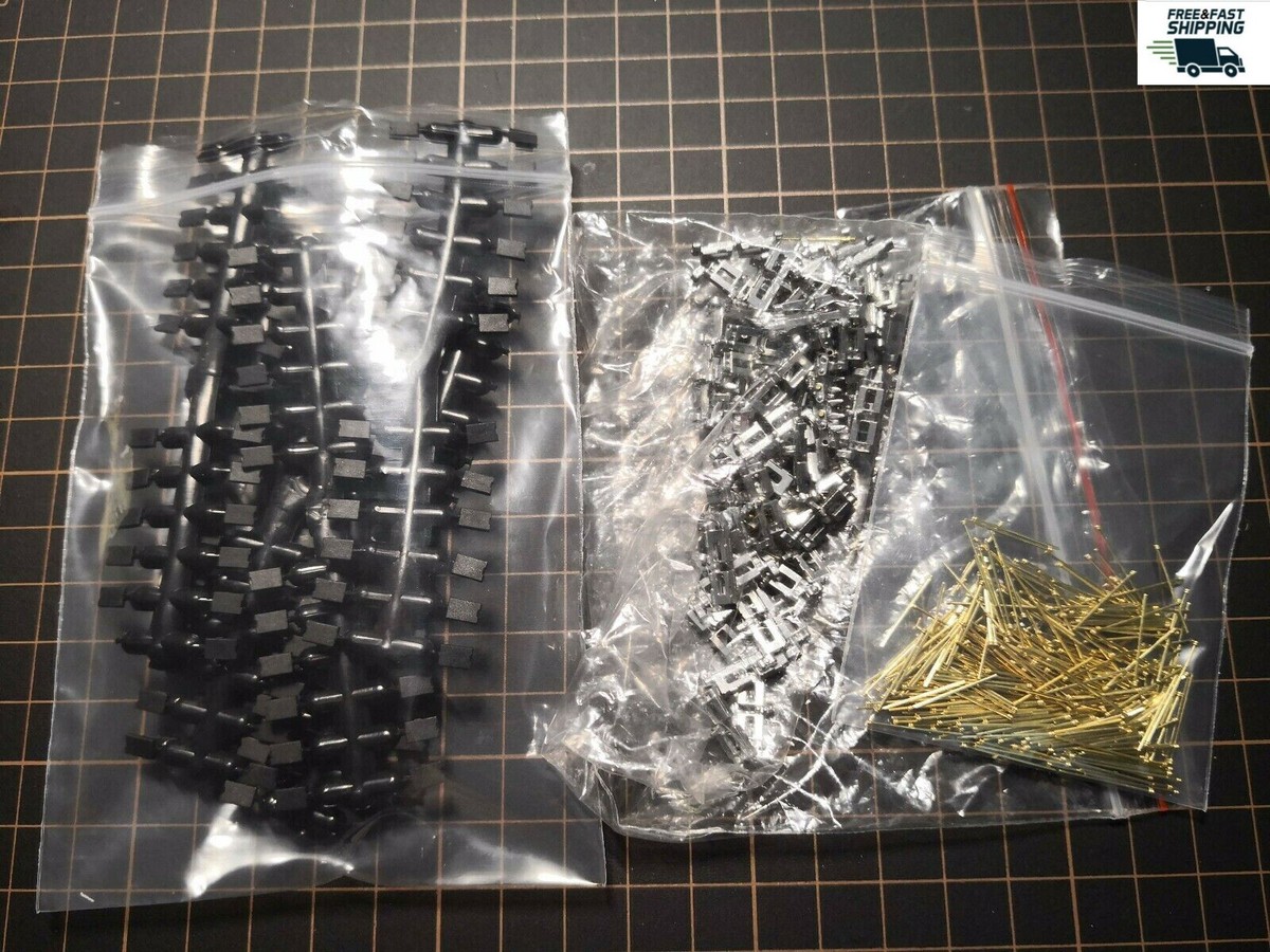 SANXIN SX35016 1/35 Metal Track Links for German Leopard 1 SANXIN SX35016 1/35 Metal Track Links for German Leopard 1