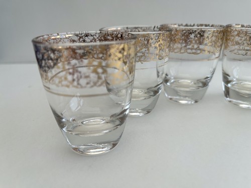 5 VINTAGE GOLD PATTERNED SHOT GLASSES - GOOD CONDITION - Picture 4 of 7
