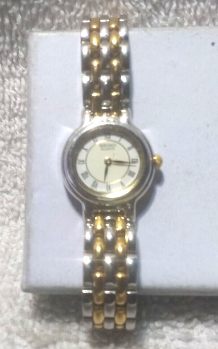 Seiko Quartz Dress Watch Women 1N00-0DN0 White Silver Gold Bracelet New Bat Nic $_57.JPG?set_id=880000500F main image 4