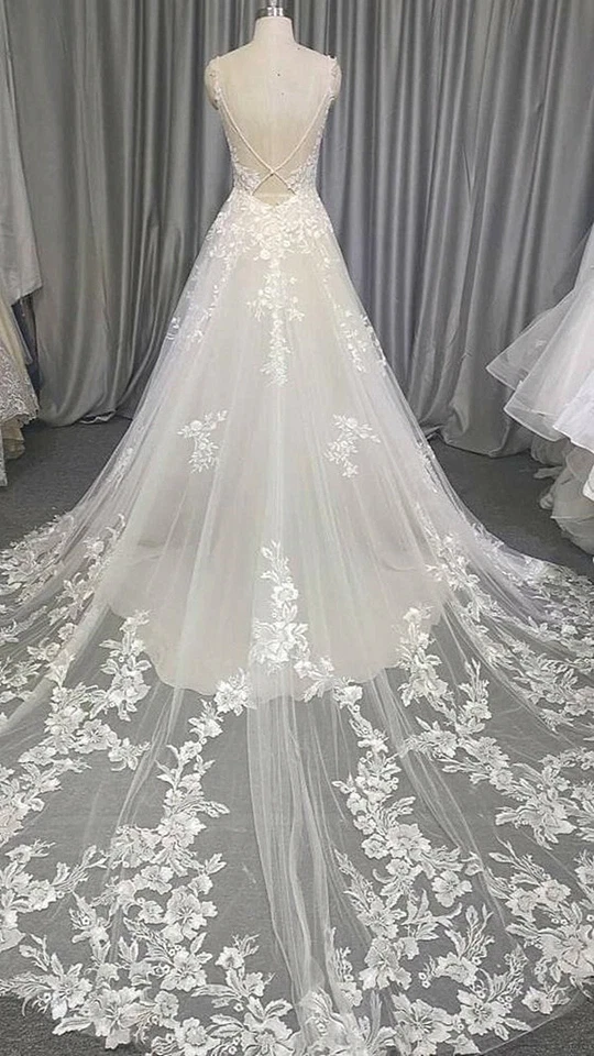 Vestidos de novia con tirantes de espagueti apliques de encaje sin espalda una línea vestido de playa de tul Foto 4 de 4