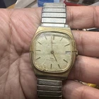 VINTAGE MENS TIMEX AUTOMATIC GOLD WATCH For Repair Not Working