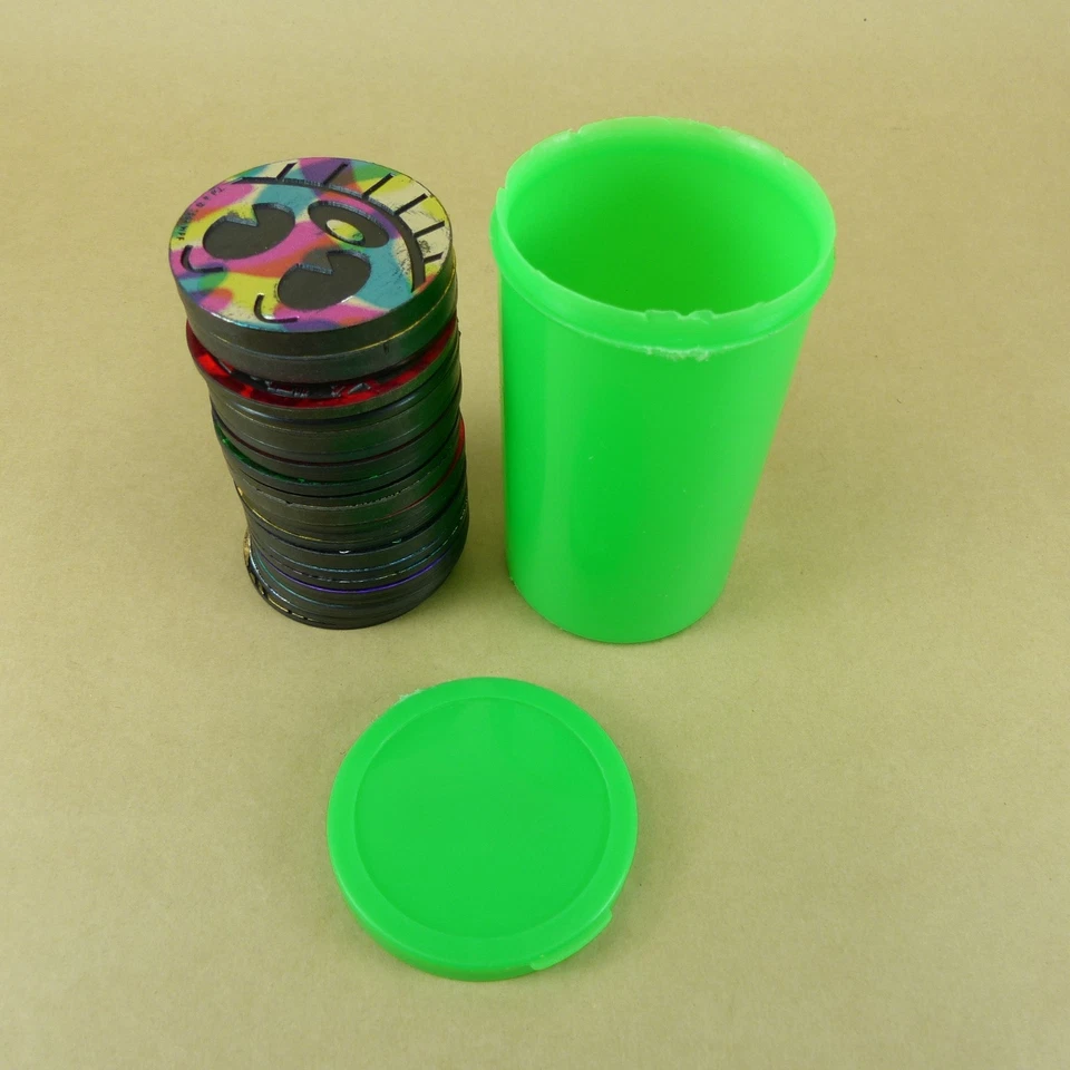 Lot of 25 Authentic POG Kini Slammers The World Pog Federation 1990s with Case - Image 2 of 2