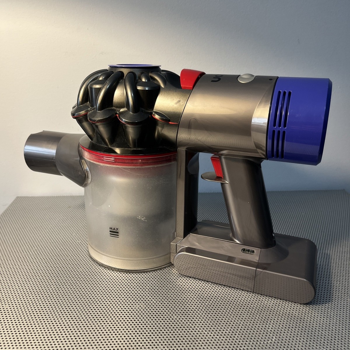 Dyson SV10 V8 Cordless Handheld Vacuum Cleaner for sale online | eBay