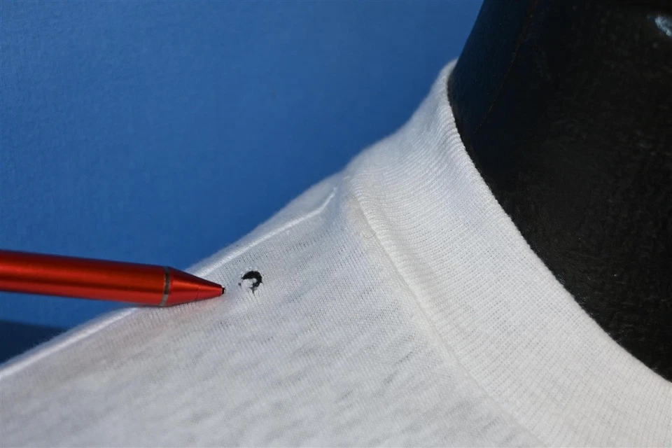 vintage 80s WALT DISNEY MICKEY MOUSE NEBRASKA CARTOON WHITE t-shirt SMALL S - Image 4 of 4