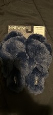 Nine West Women's Medium 7/8 Slippers Navy Faux Fur