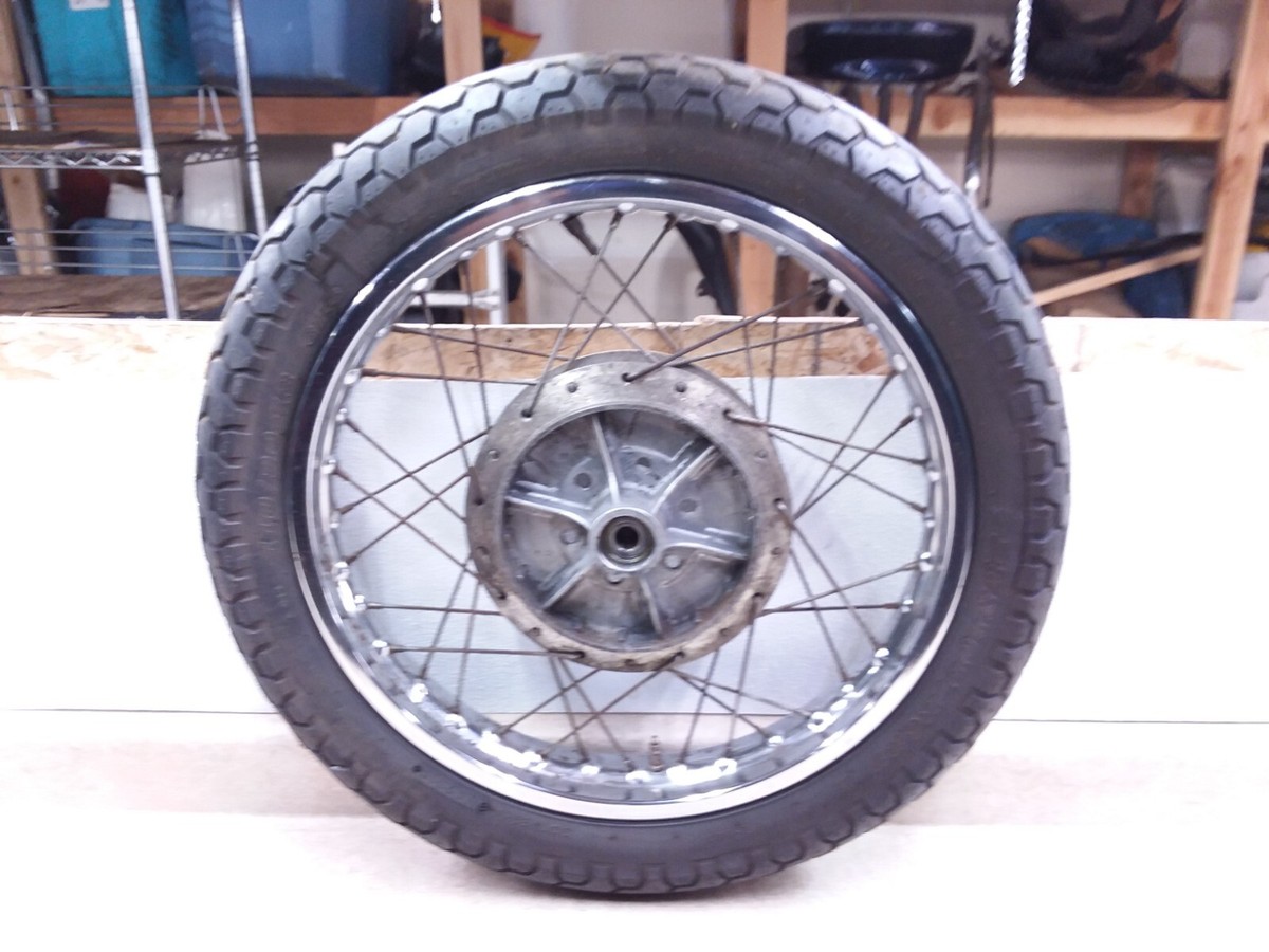 スズキ　gt380 リアホイール Suzuki 380 GT GT380 Sebring Rear Wheel Rim 1.85x18 Vintage 1975