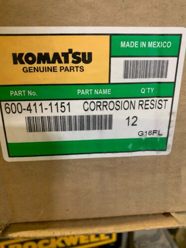Genuine Komatsu 600-411-1151 Fuel Filter Excavator PC200-6 PC220-6 PC400-7 - Picture 1 of 2