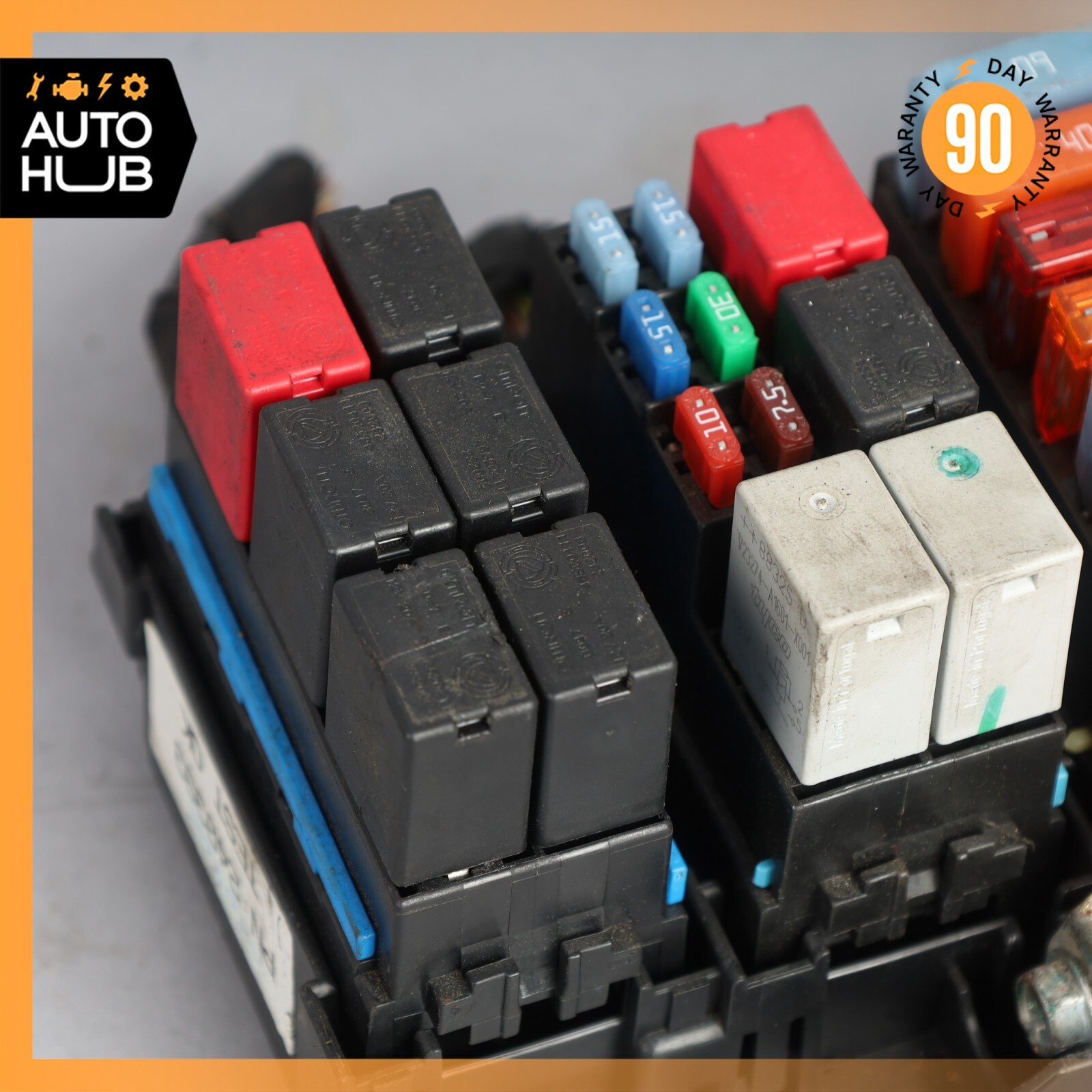 08-10 Maserati GranTurismo M145 4.2L Front Engine Bay Fuse Box 240393 OEM 70k