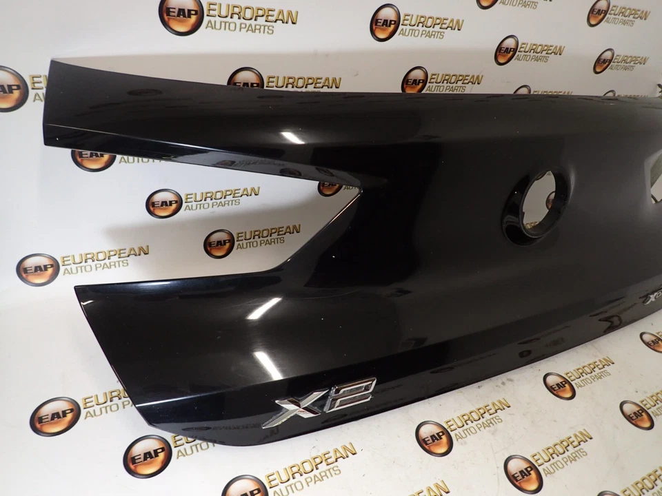 2017- 2019 BMW X2 F39 Tail Gate Lid Trunk Trim BLACK 7467655 - Изображение 4 из 4