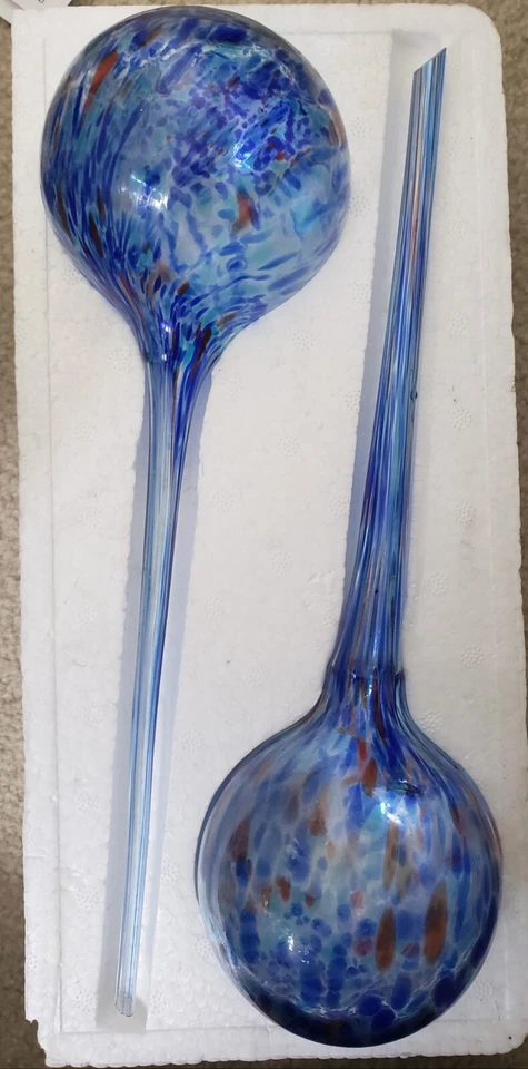 Aqua Globes Automatic Self Plant Watering Bulbs Glass 6 Large (3 Boxes)  - Image 3 of 3