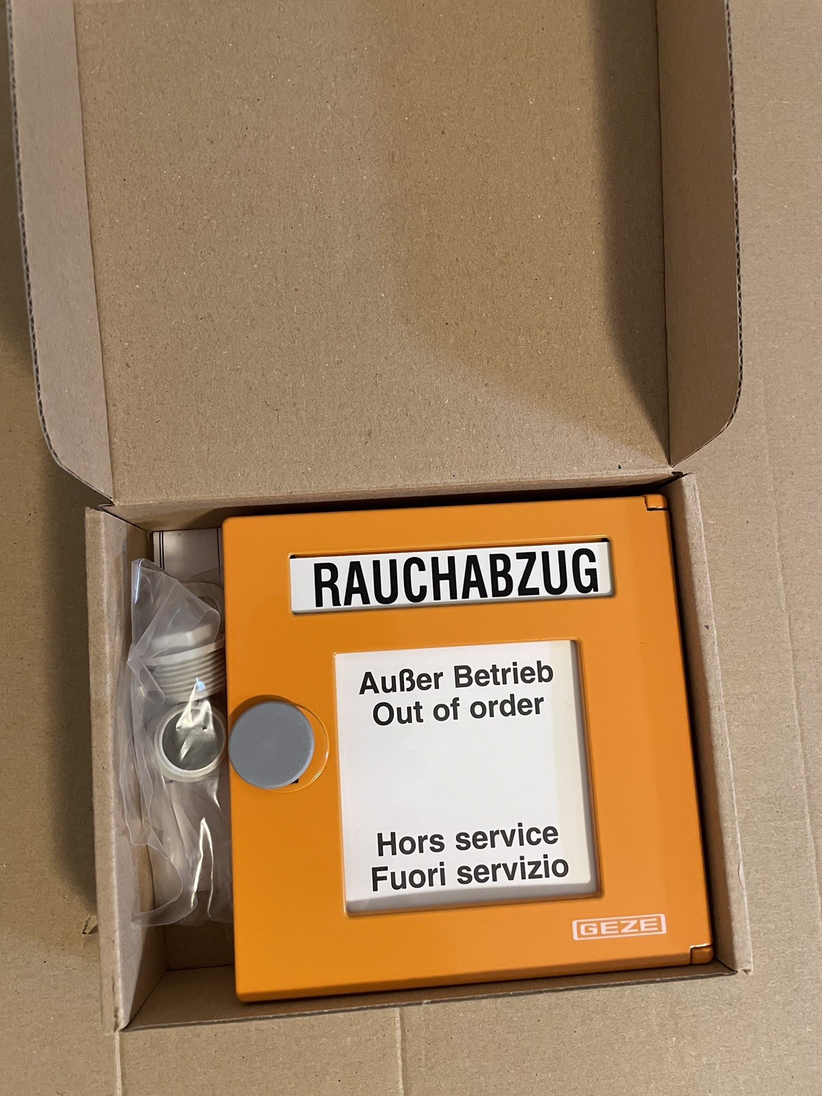 GEZE RWA-TASTER Rauchabzug FT424V DC-VdS
