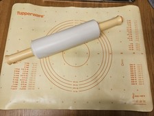 Genuine Tupperware rolling pin and mat, both in great condition