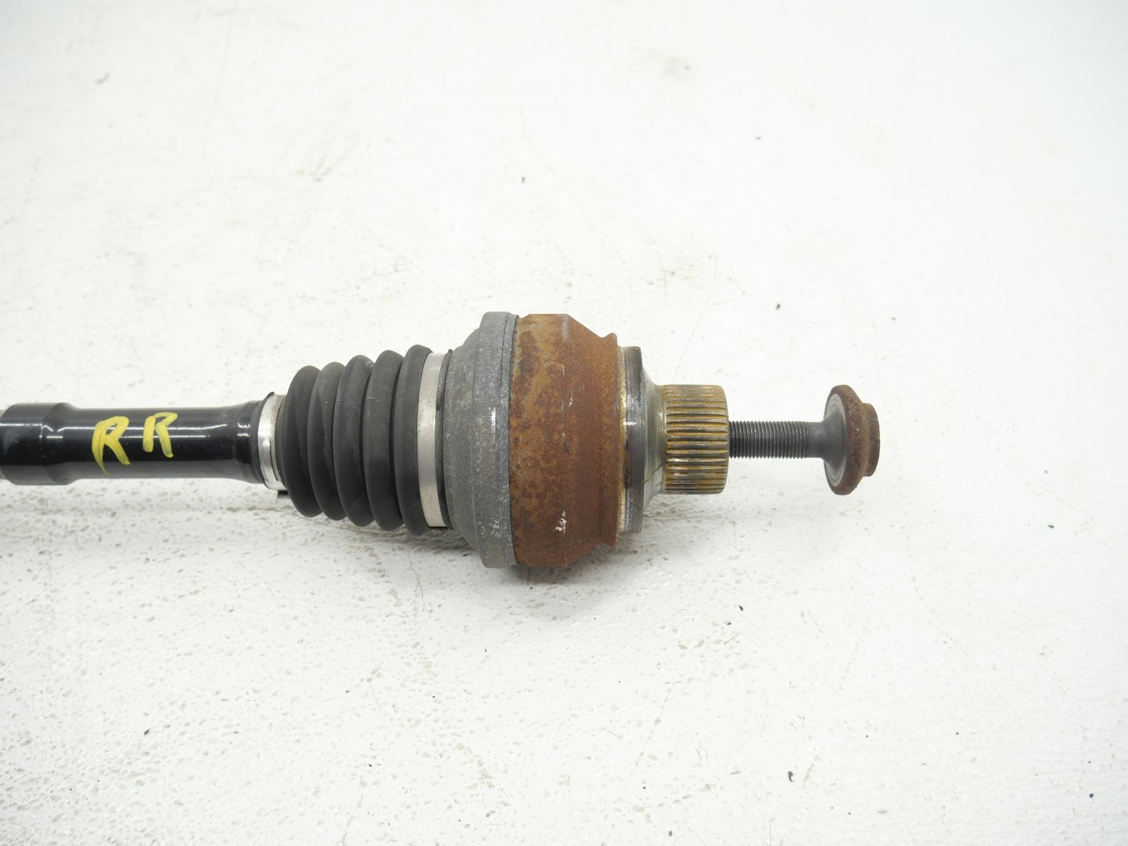 Audi R8 Plus Spyder 2017-2018 Rear Right Axle shaft assembly P/N 4S0501204