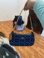 coach teri shoulder bag