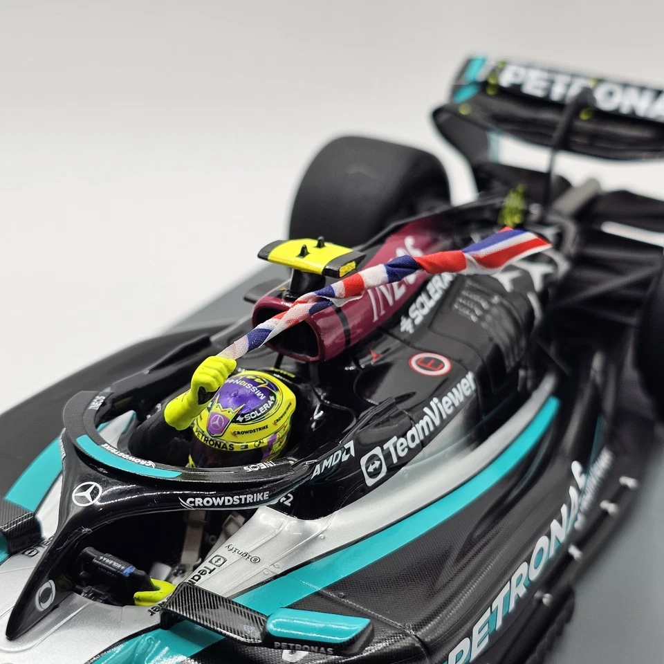 Spark Mercedes-AMG F1 W15 #44 Hamilton Winner British F1 GP 2024 1/18 18S999 - Image 2 of 4