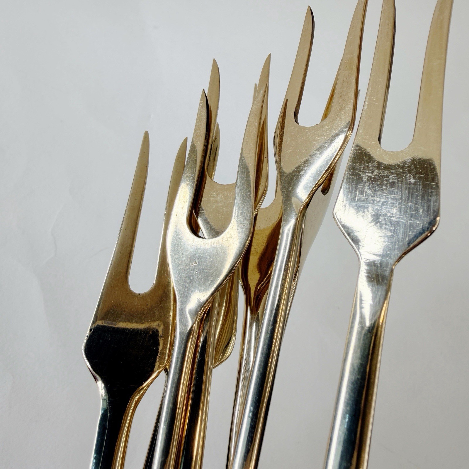 Set Of 8 Brass Fondue Forks Vintage Mid Century Retro 70s Wood & Acrylic Handles