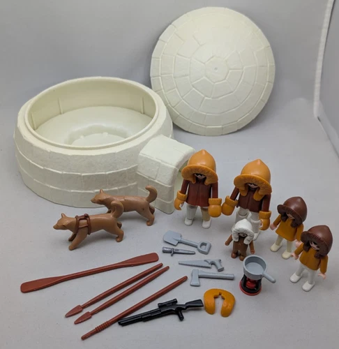 Vintage Playmobil Igloo Family & Eskimo Inuit Figures & Dog Play Set 3465 Geobra