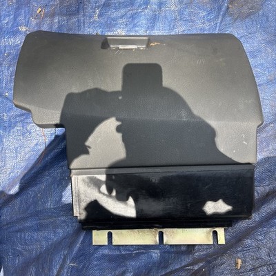 84-92BMW E30 318i 325e 325i Dashboard Glove Box Compartment Trim Black OEM