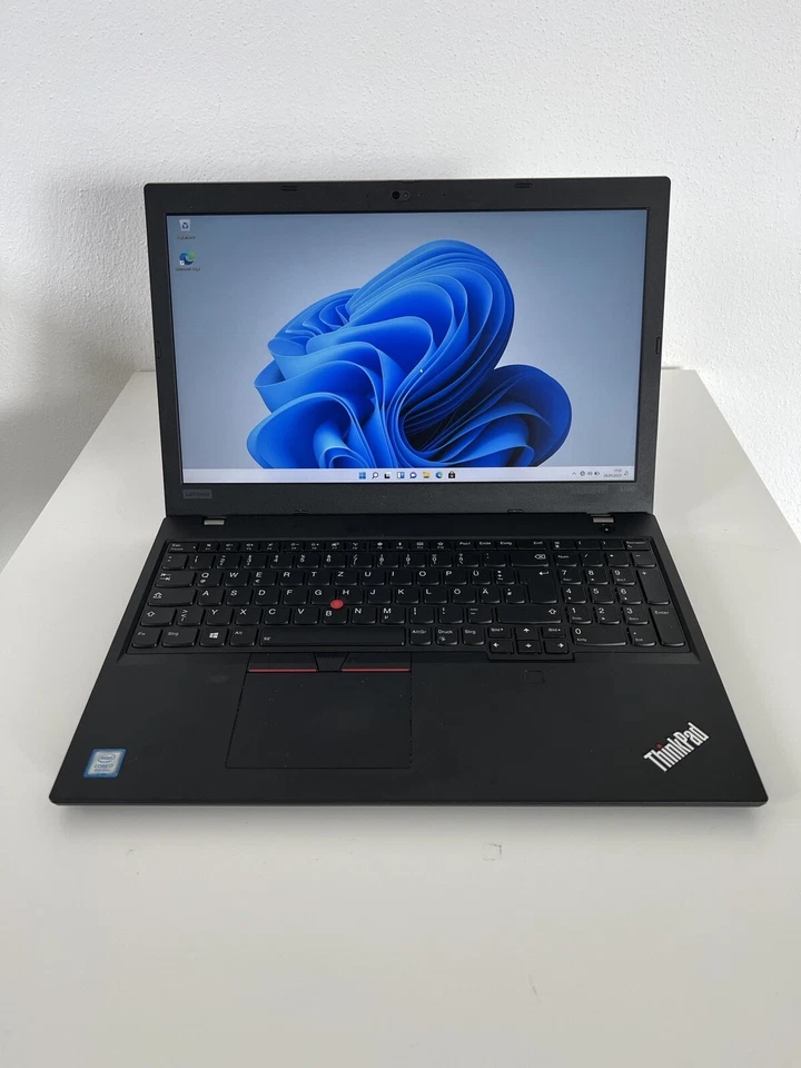 Lenovo ThinkPad L590 15.6" (39.6 cm) Intel Core i5 8th Gen. 8GB RAM 256GB SSD - Bild 2 von 4