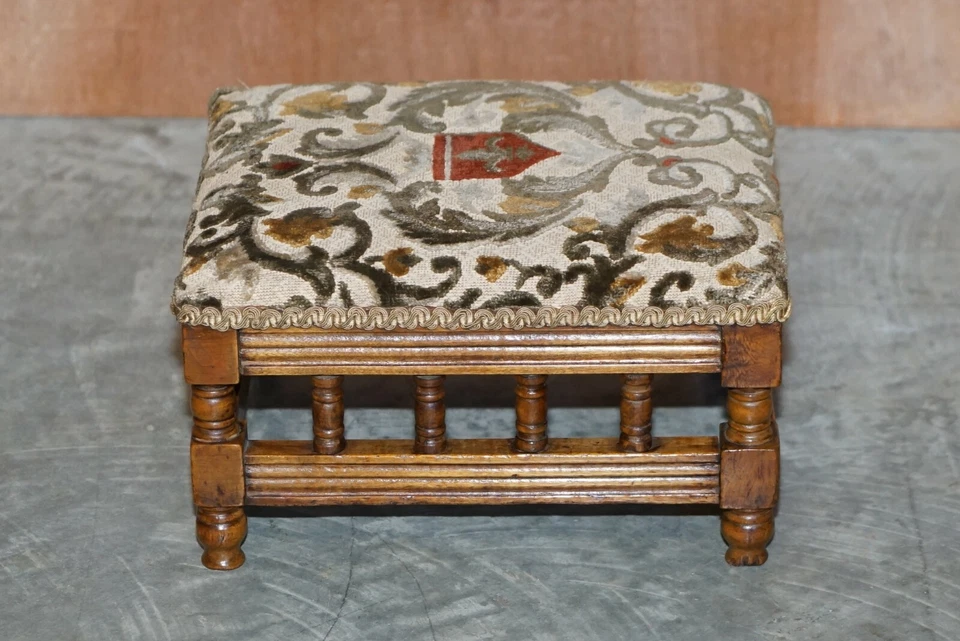 SMALL VICTORIAN WINGABCK ARMCHAIR WALNUT EMBROIDERED FOOTSTOOL MAPLE & CO STYLE - Image 3 of 4