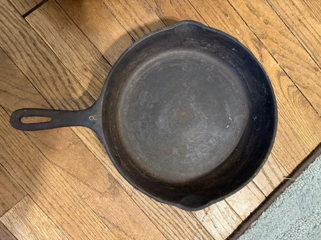 Vtg Wagner Cast Iron Skillet #8 Frying Pan 10" Dia. 2" Deep~L@@K!!!!