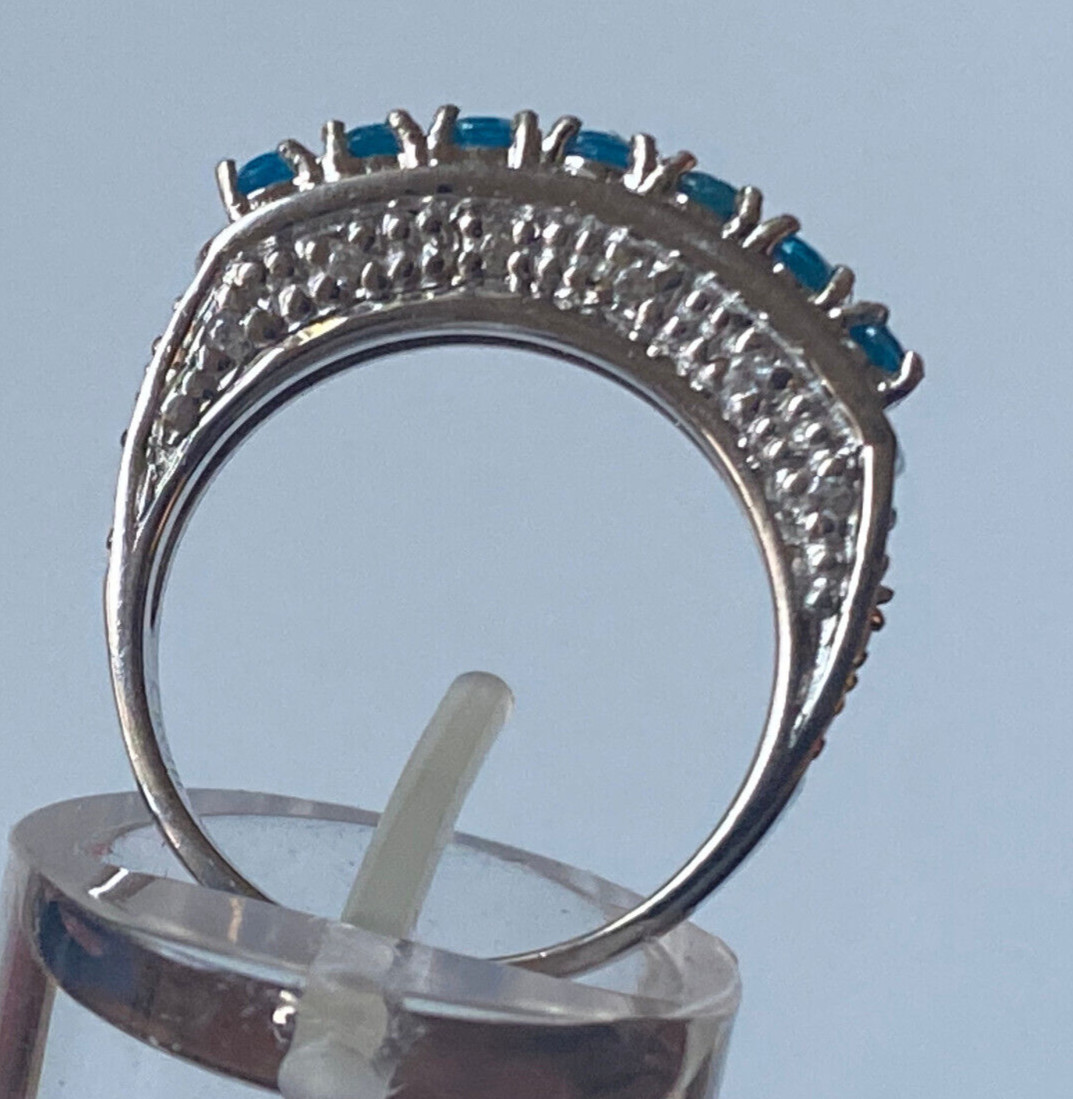 Beautiful 925 Silver Ring with Light Blue Luminou… - image 4