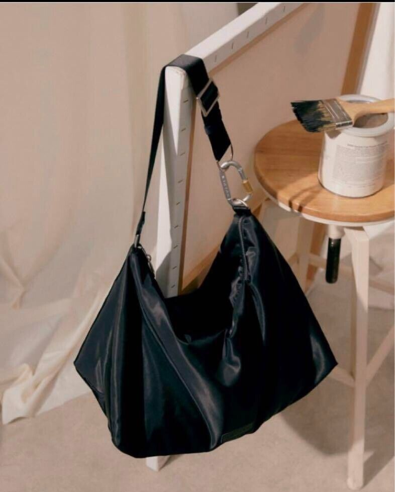 BTS Jungkook Golden shoulder bag acrylic key chain weverse shop