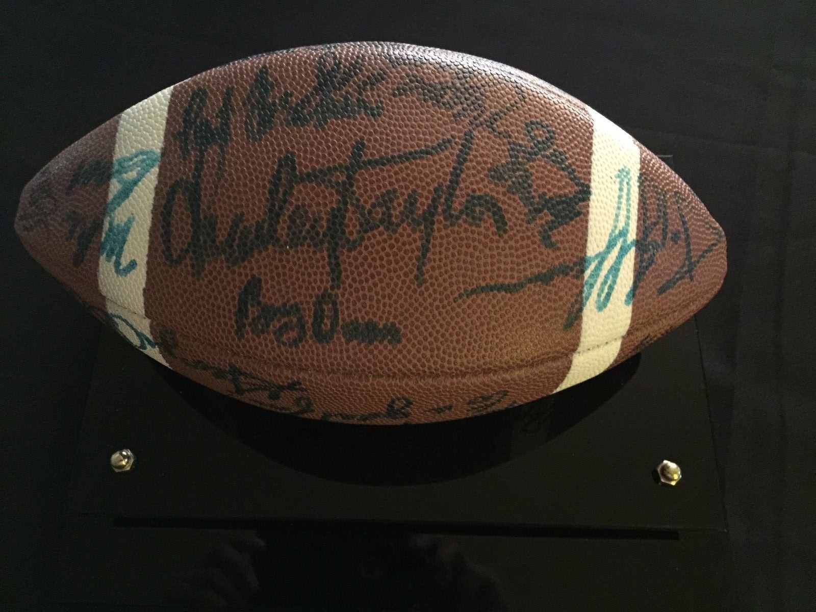 WASHINTON REDSKIN SIGNED FOOTBALL 70's, DISPLAY CASE & BOOK eBay