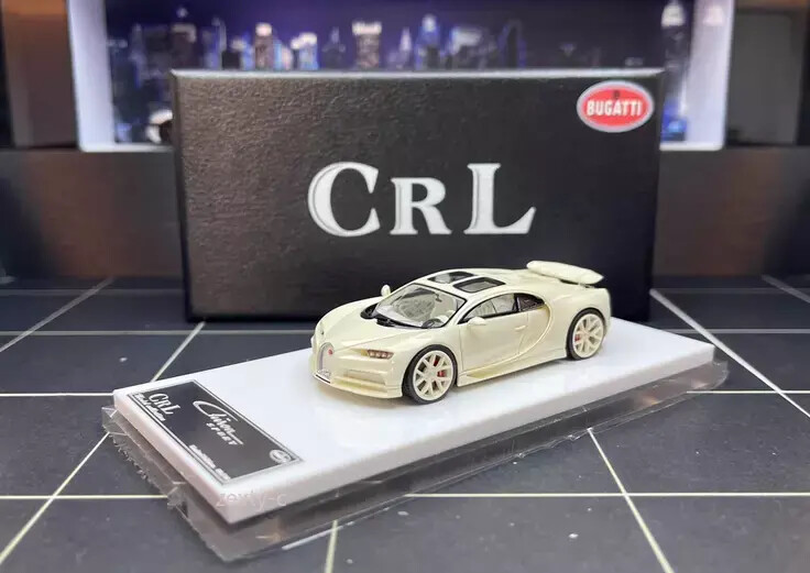 レジン製 1/64 ブガッティ シロン 1/64 ブガッティ シロン スーパースポーツ ゴールド(左ハンドル