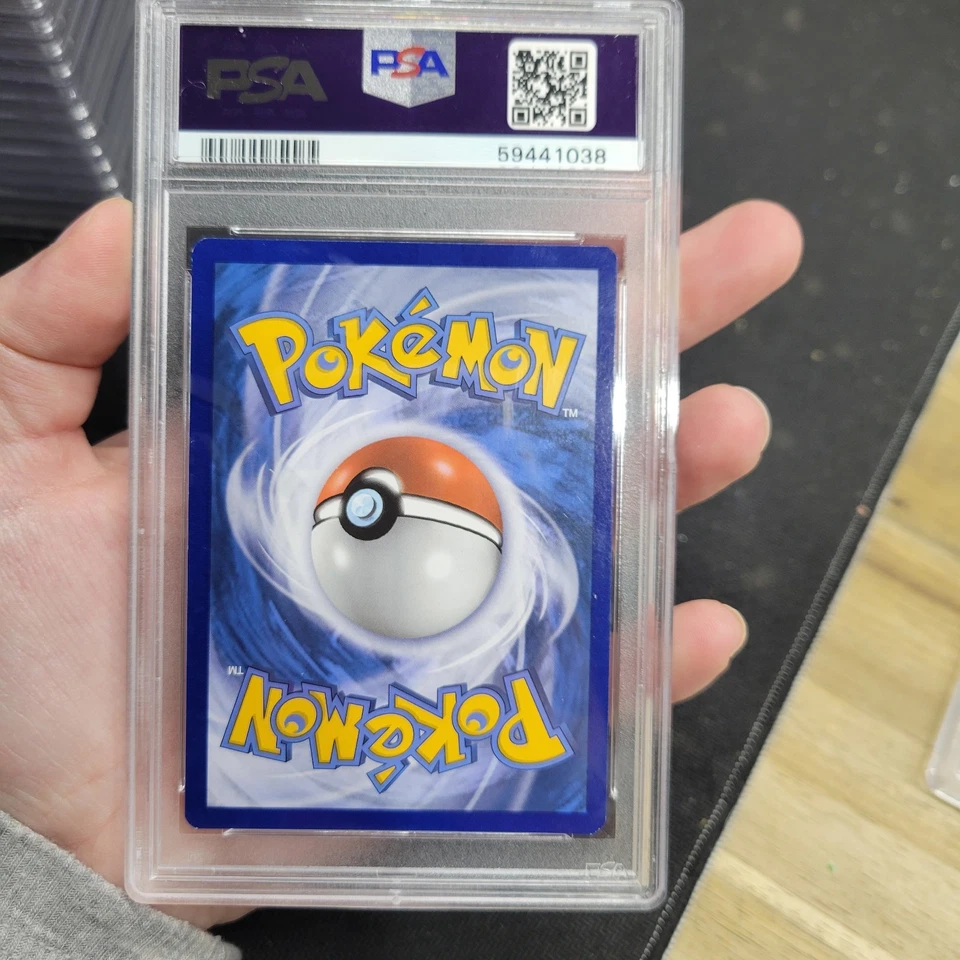 2017 Pokemon Pikachu Holo Black Star Promo Shining Legends SM86 - Image 4 of 4