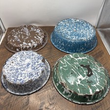 GRANITE WARE ENAMEL WARE LOT  OF PIE PANS DIS...