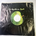*THE BEATLES HEY JUDE/REVOLUTION 45 WITH SLEEVE BEATLES ON APPPLE RECORDS