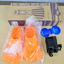 Capas Short Blade Training Swim Fins New in Box with Bag Orange Size XS