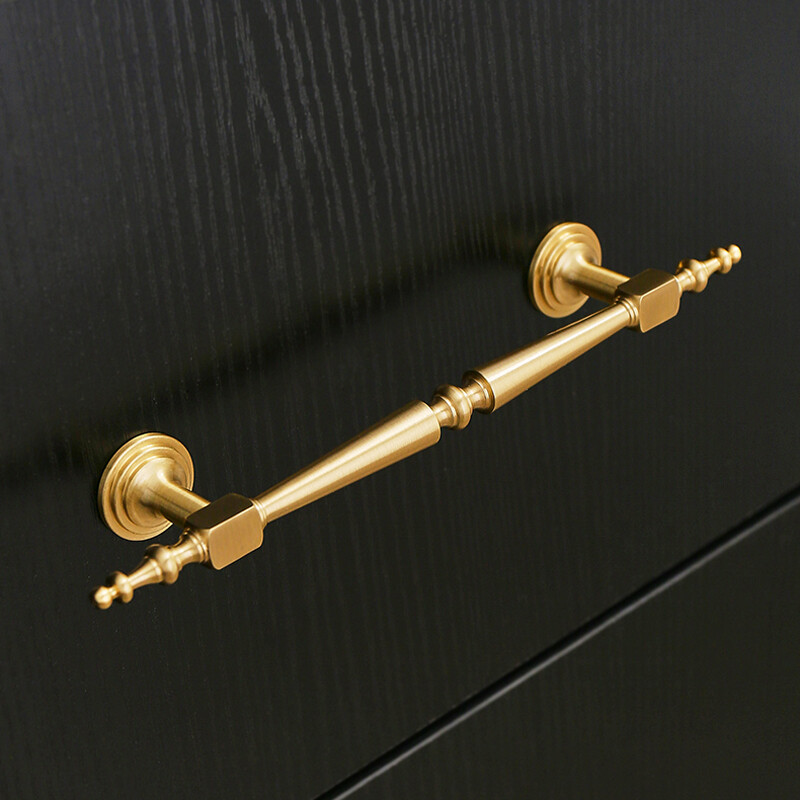 Elegant Brass Wardrobe Door Knob Dresser Drawer Pull Cabinet Handle for Furniture Cupboards