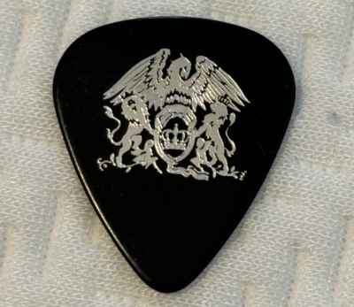 Queen Brian May Signature Guitar Pick 2005 Tour Concert Stage Band