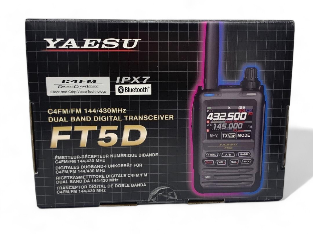 YAESU FT5D C4FM Handy Digital Transceiver Black English 144/430MHz
