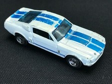 Hot Wheels '67 Shelby GT500 Collectable Vehicle Scale 1:64