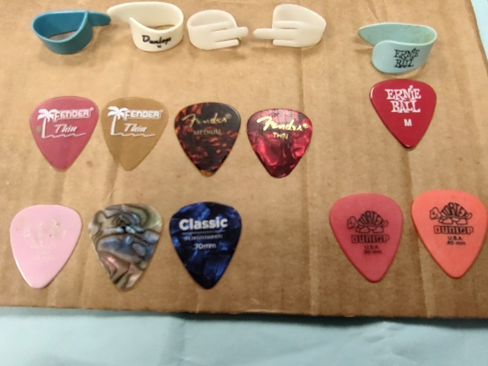 Lot of 15 FENDER Dunlop Ernie Ball others guitar picks Finger USED eBay