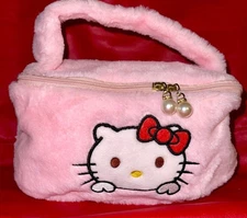 Sanrio Hello Kitty Pink Plush Mini Makeup Bag. NWOT