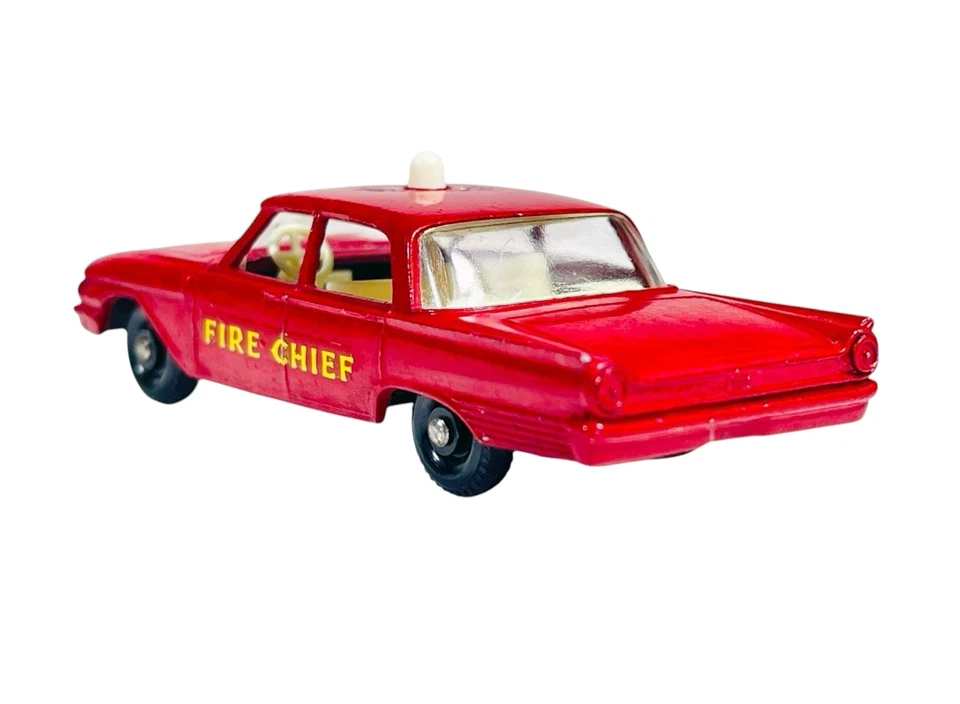 Matchbox Moko Lesney No. 59 BPW Ford Fairlane Fire Chief Car - Image 3 of 4